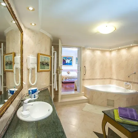 5 Bedroom With Balcony * Dubrovnik