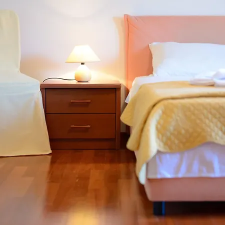 別荘 5 Bedroom With Balcony *