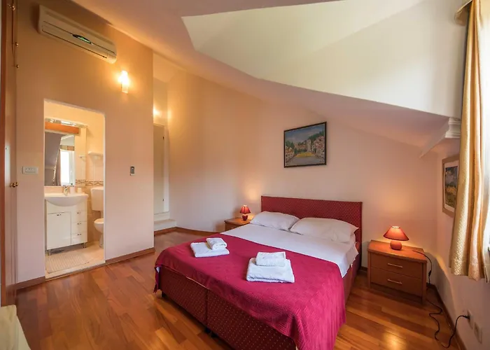 度假居 5 Bedroom With Balcony *