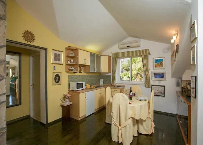 5 Bedroom With Balcony Feriehus