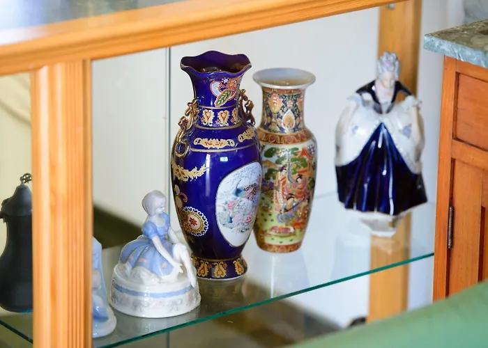 5 Bedroom With Balcony 度假居