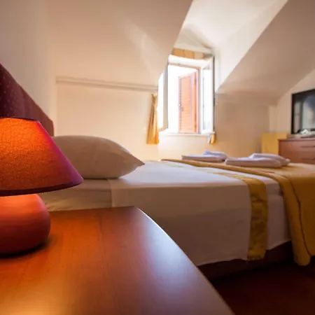 Hébergement de vacances 5 Bedroom With Balcony Dubrovnik